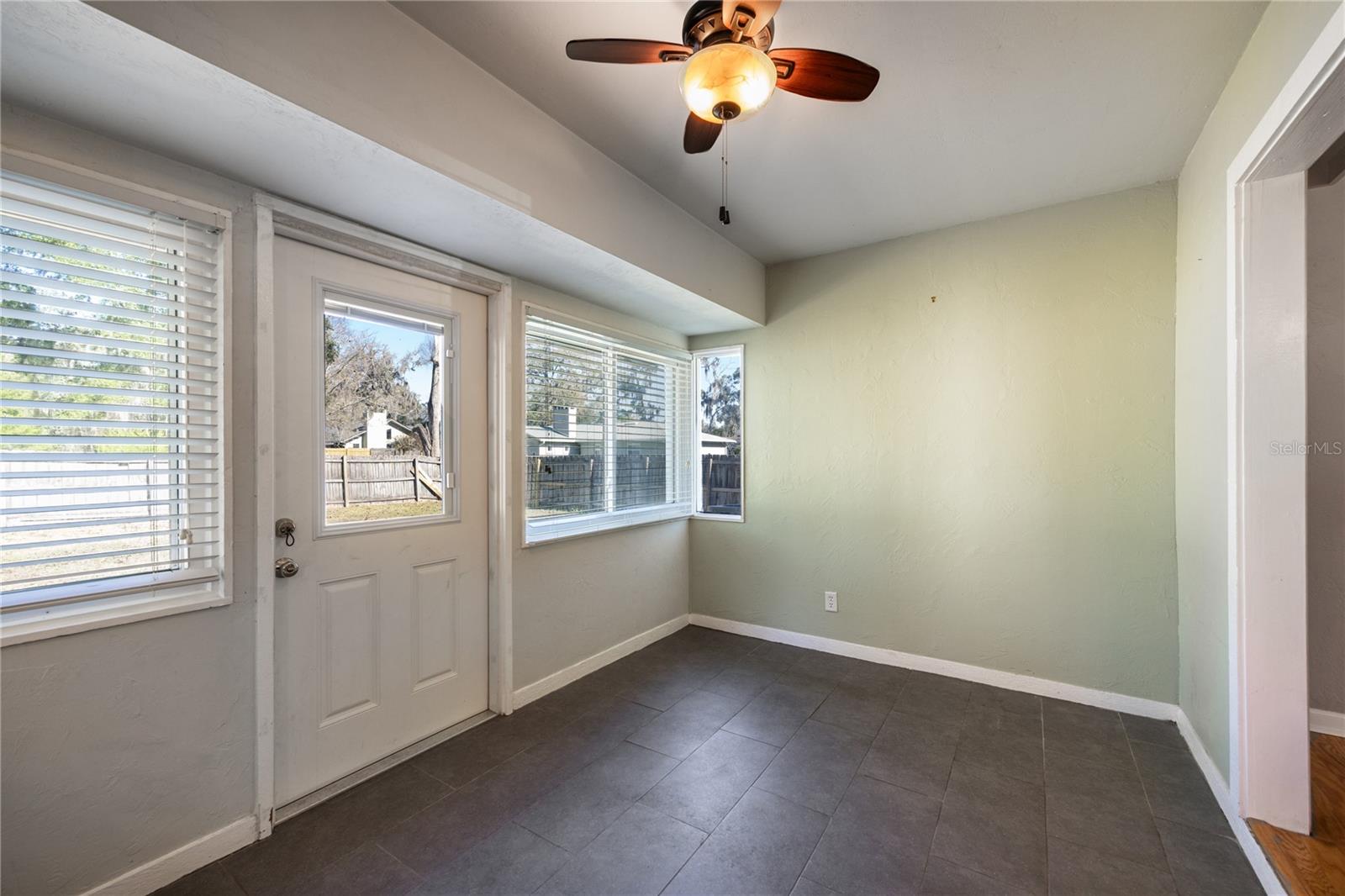 Image 9 of 30 For 7604 56th Avenue