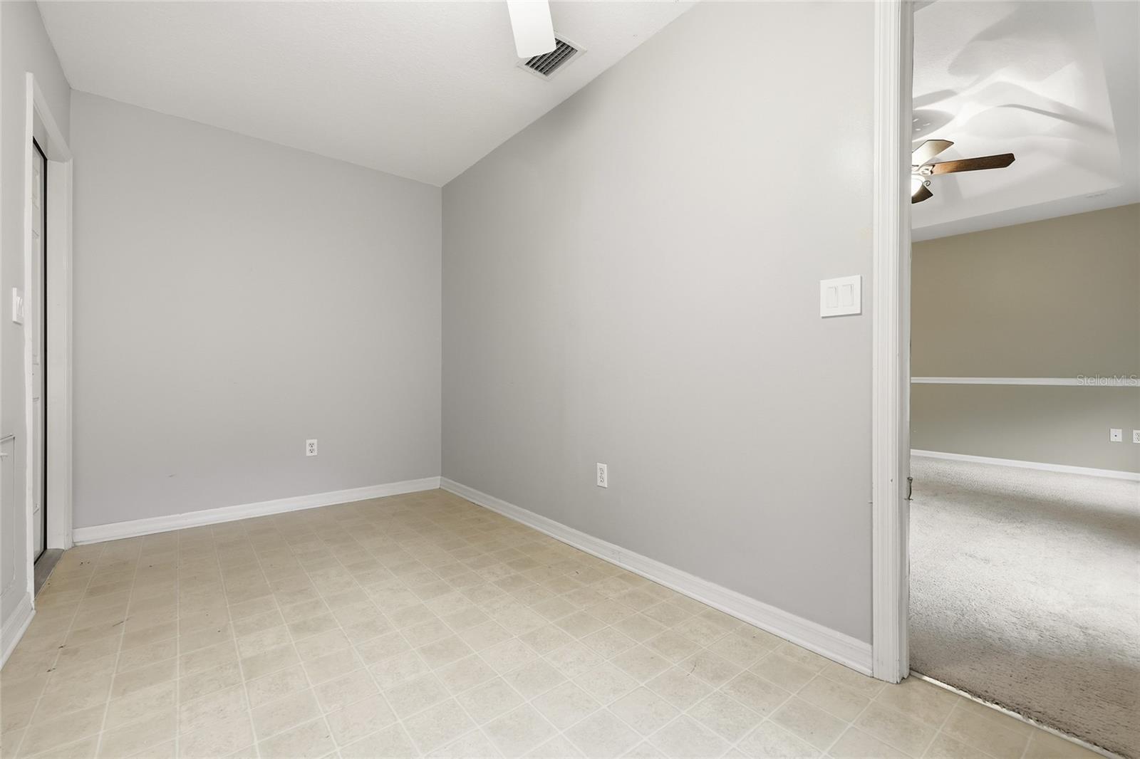 Image 27 of 41 For 7217 85th Terrace