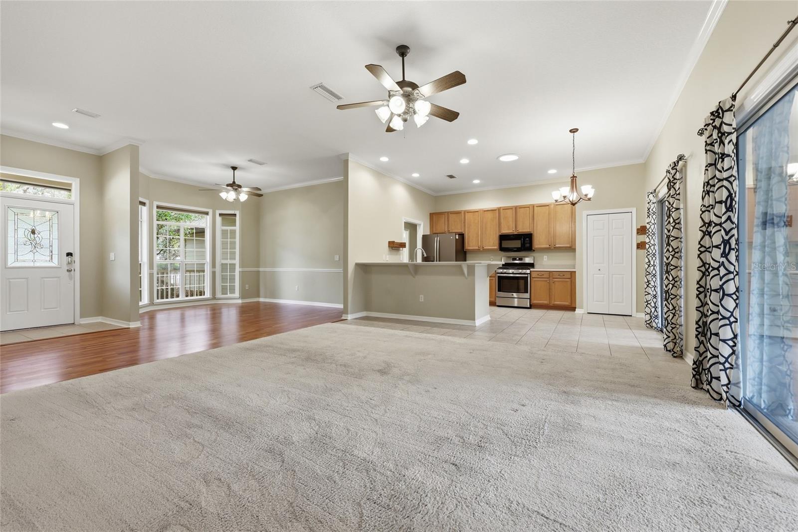 Image 9 of 41 For 7217 85th Terrace