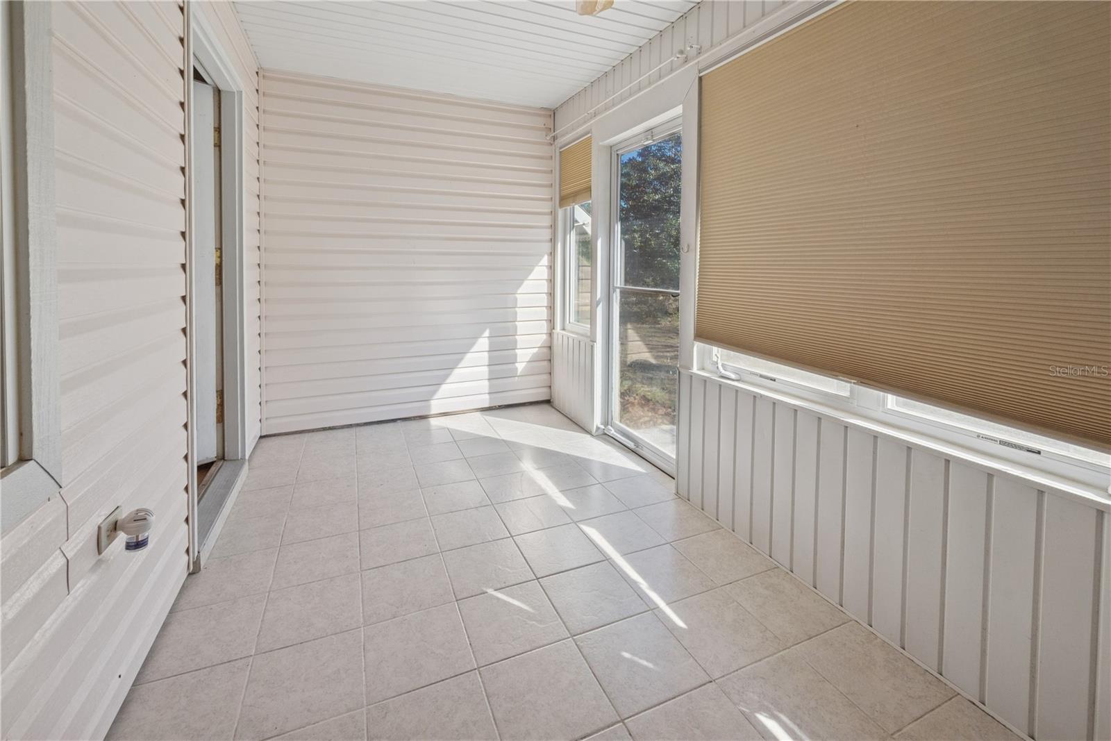 Image 9 of 17 For 11216 63rd Place