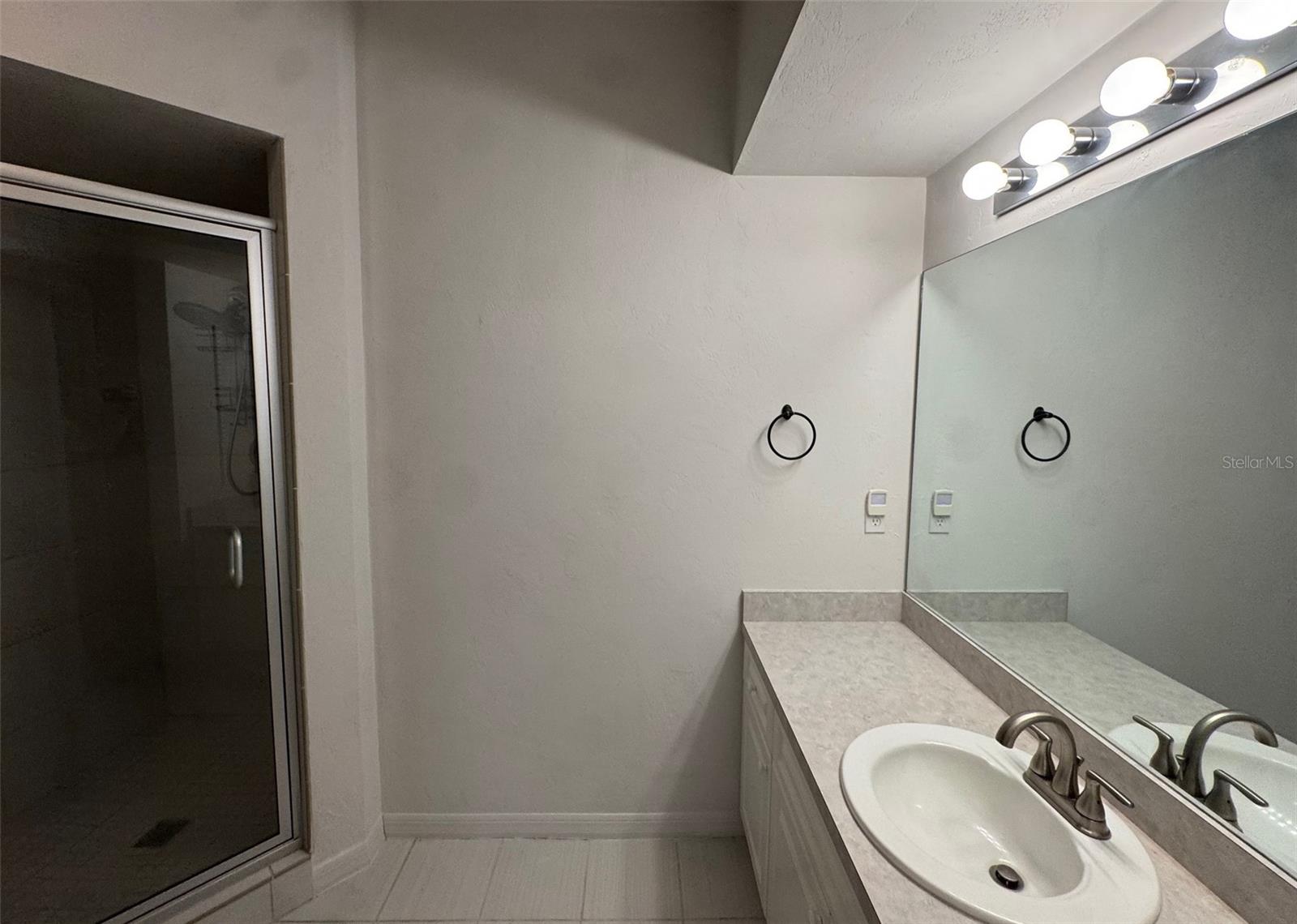 Image 10 of 14 For 4950 1st Place 69