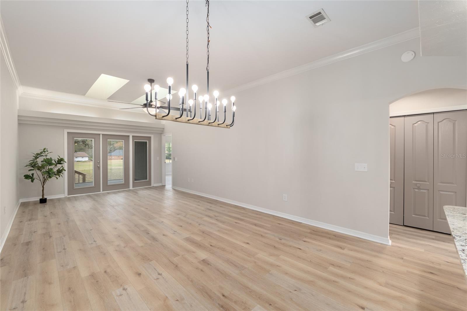 Image 18 of 95 For 6249 106th Place