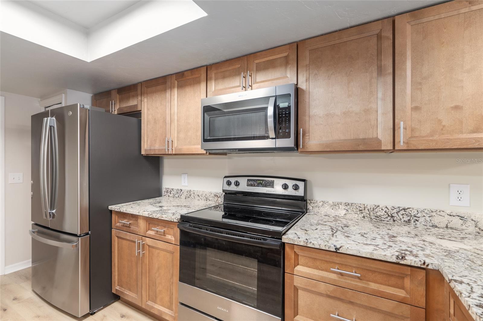 Image 22 of 95 For 6249 106th Place