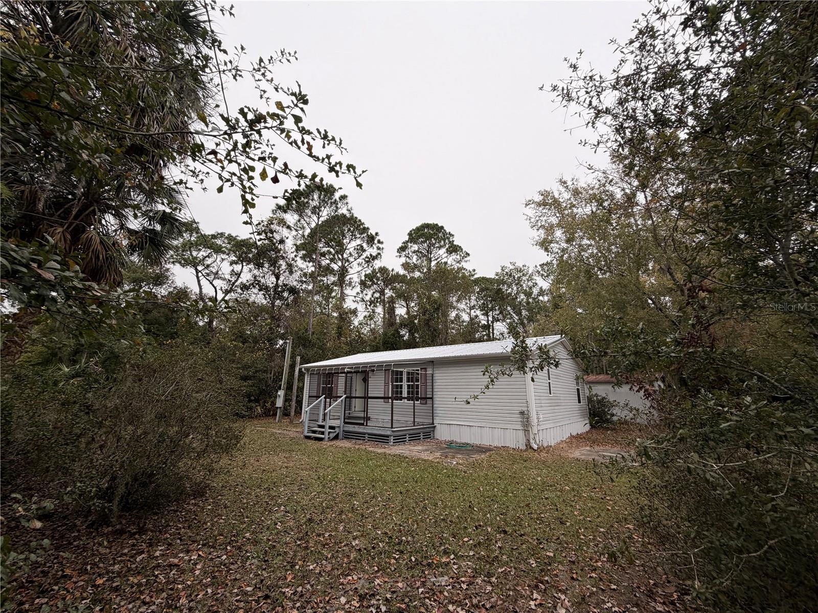 Image 4 of 23 For 212 Paradise Shores Road