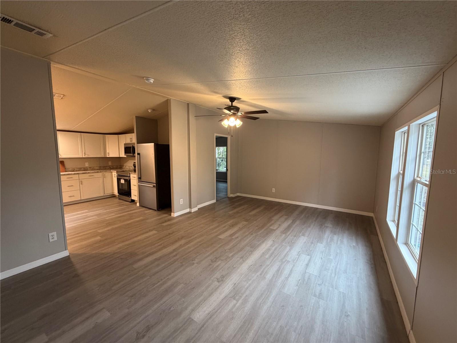 Image 6 of 23 For 212 Paradise Shores Road