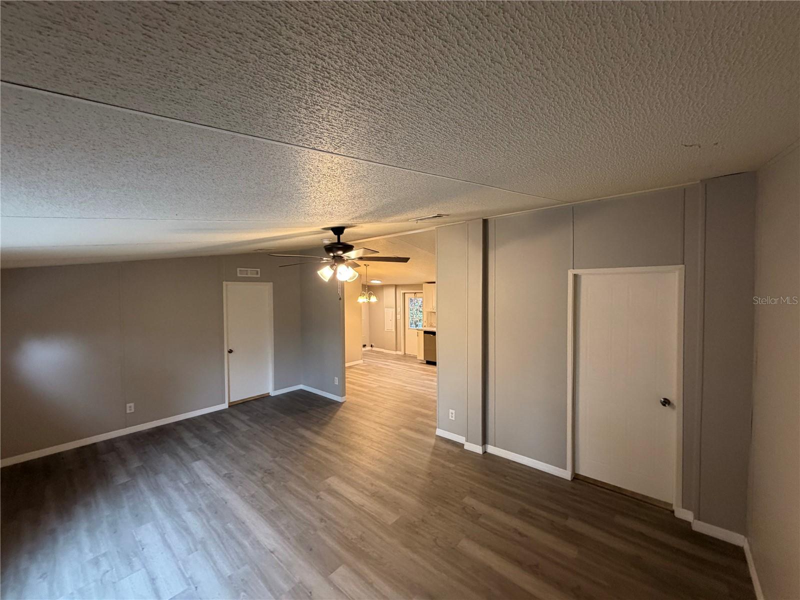 Image 9 of 23 For 212 Paradise Shores Road