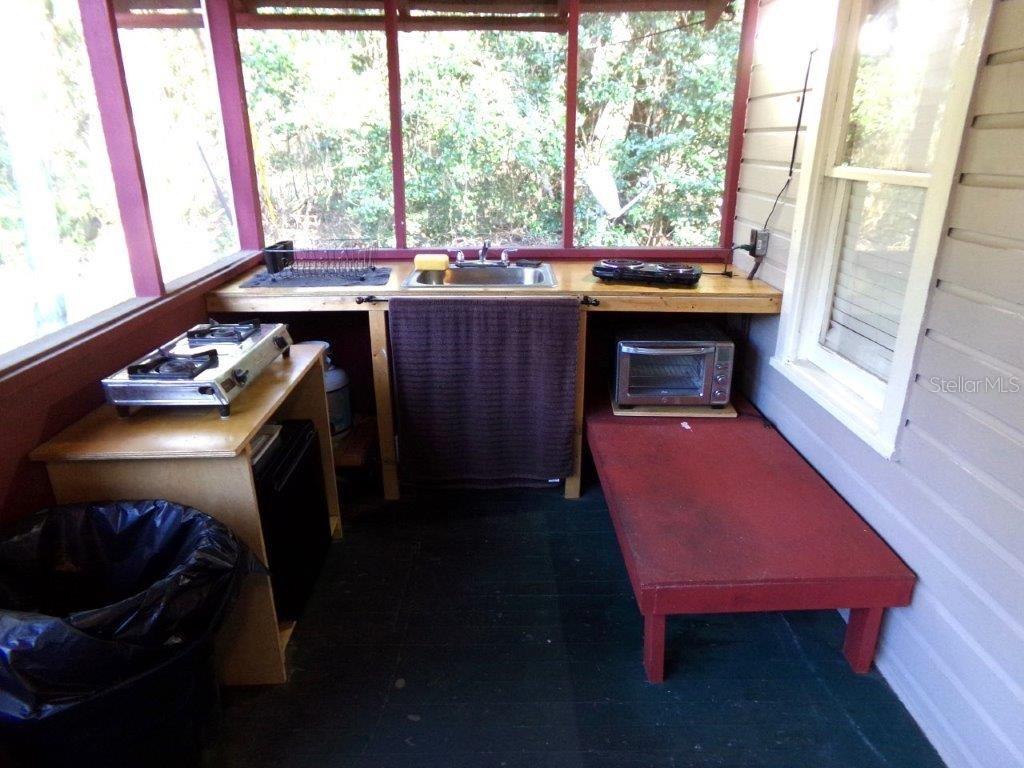 Image 3 of 16 For 1821 6th Avenue