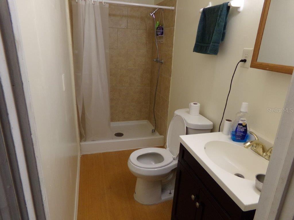 Image 4 of 16 For 1821 6th Avenue