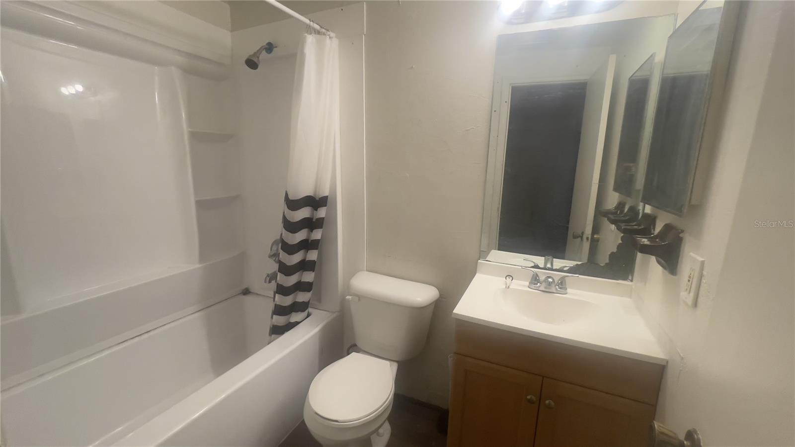 Image 24 of 57 For 707 68th Terrace A-d