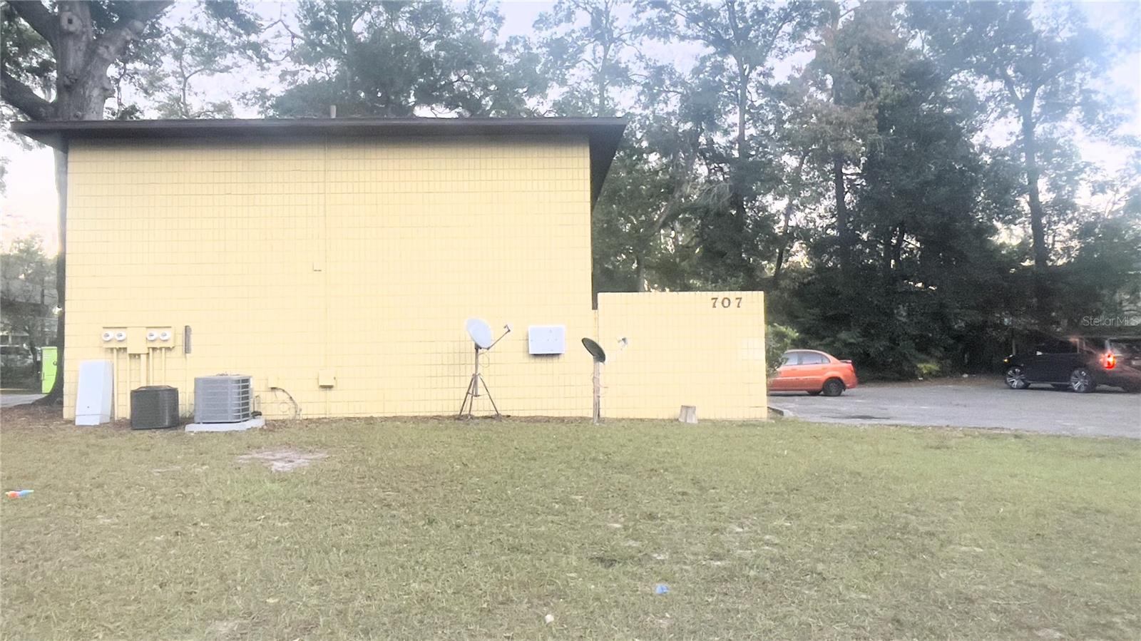 Image 3 of 57 For 707 68th Terrace A-d