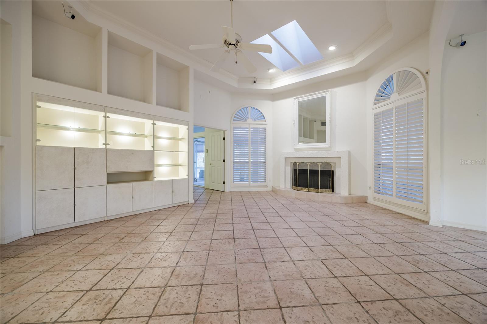 Image 12 of 64 For 6804 111th Lane