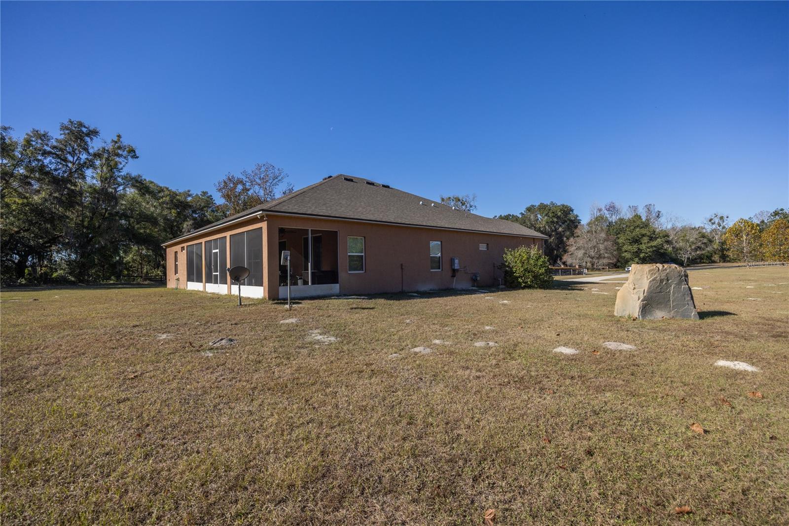 Image 11 of 57 For 6075 215th Terrace