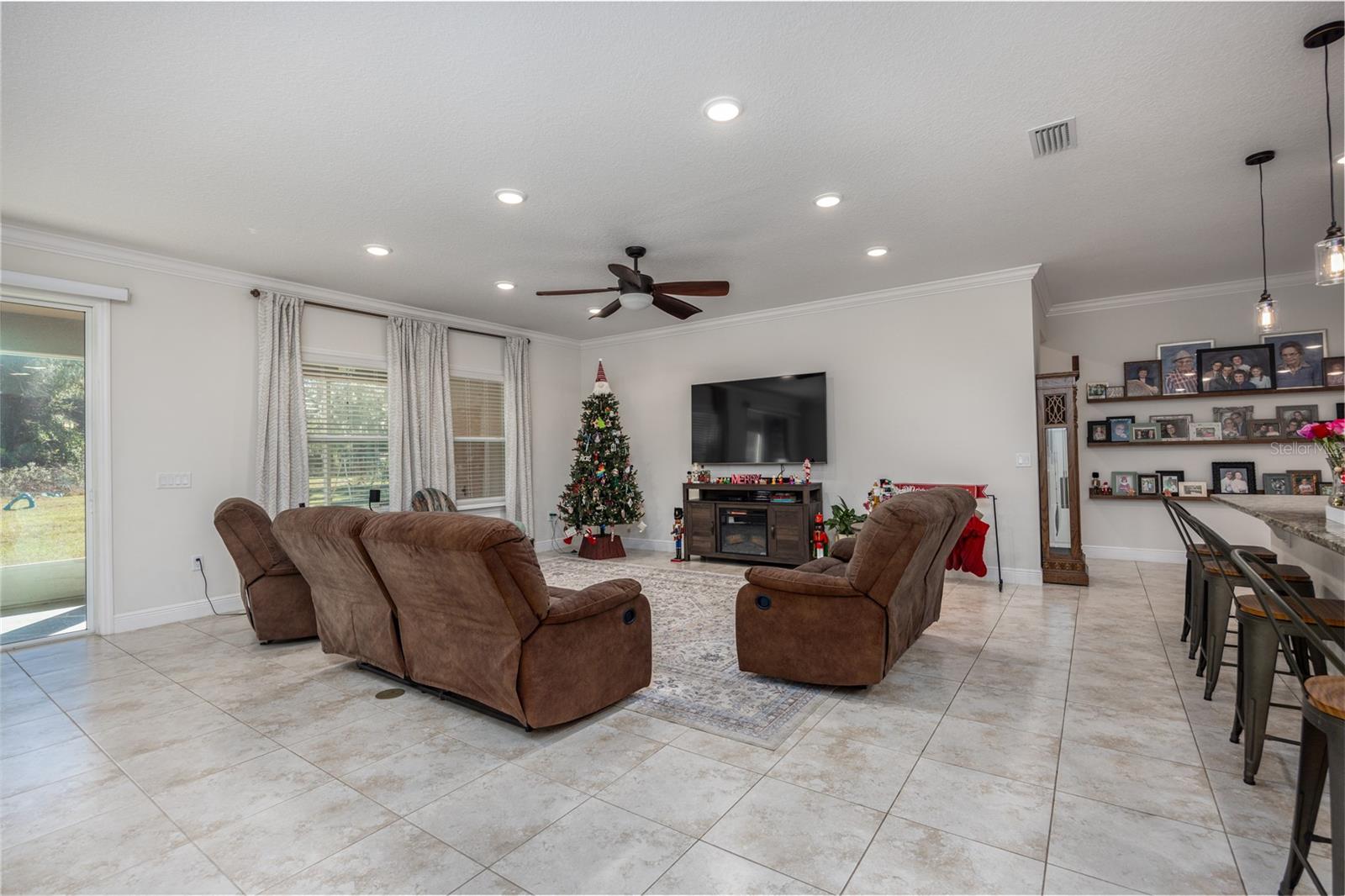 Image 33 of 57 For 6075 215th Terrace