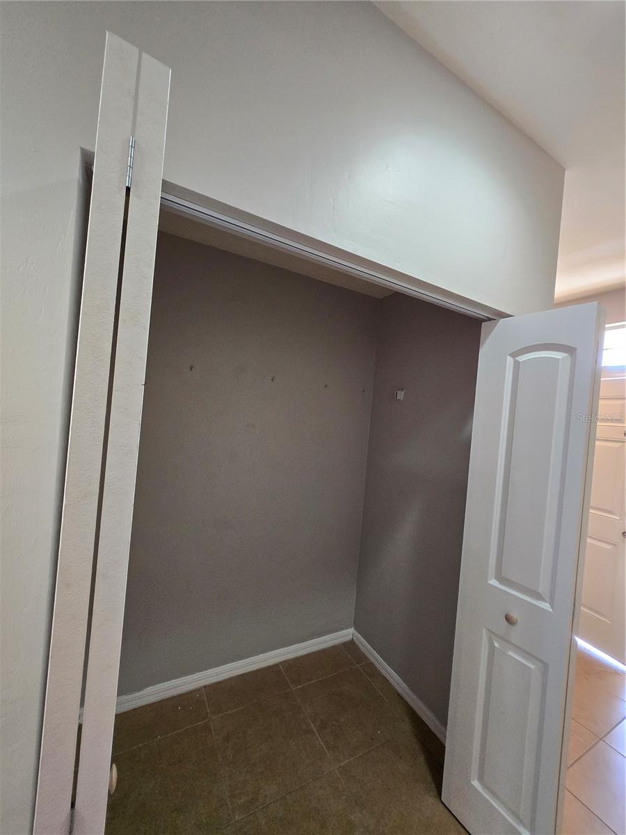 Image 17 of 38 For 1571 29th Road 4