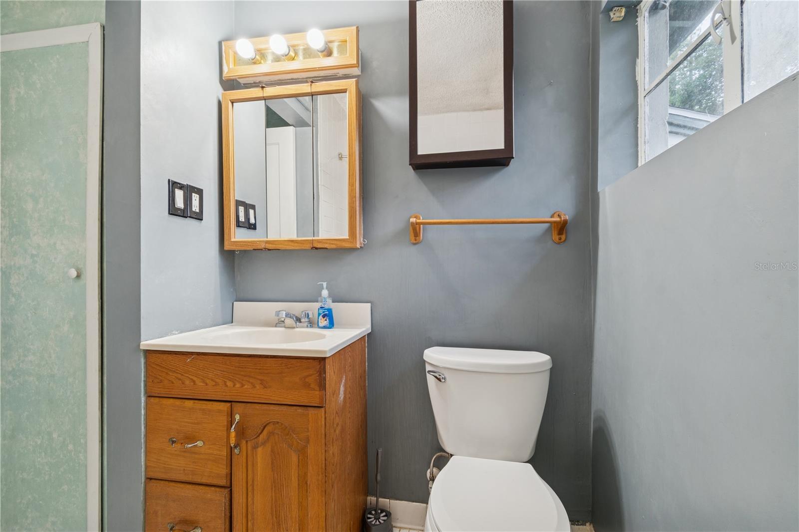 Image 21 of 25 For 1814 6th Terrace