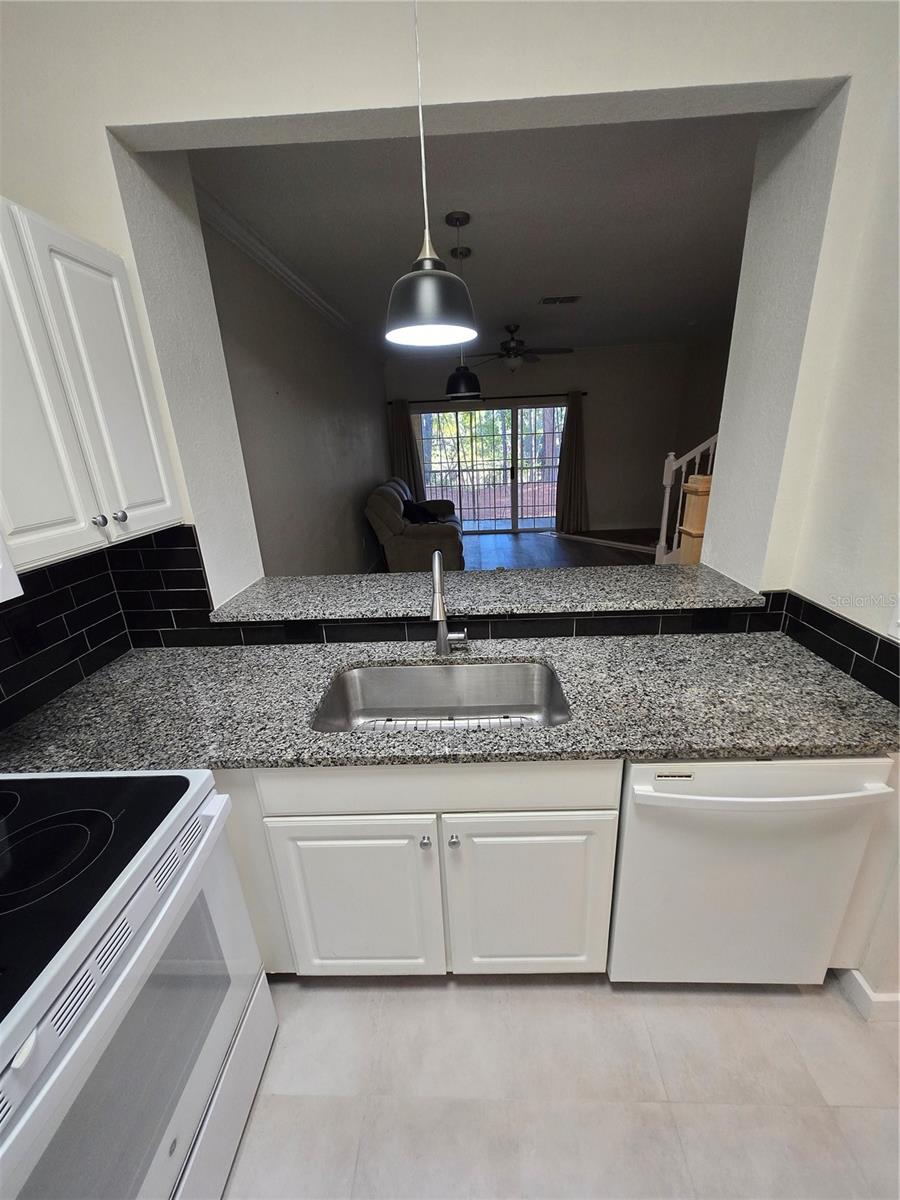 Image 10 of 37 For 4551 49th Street 104