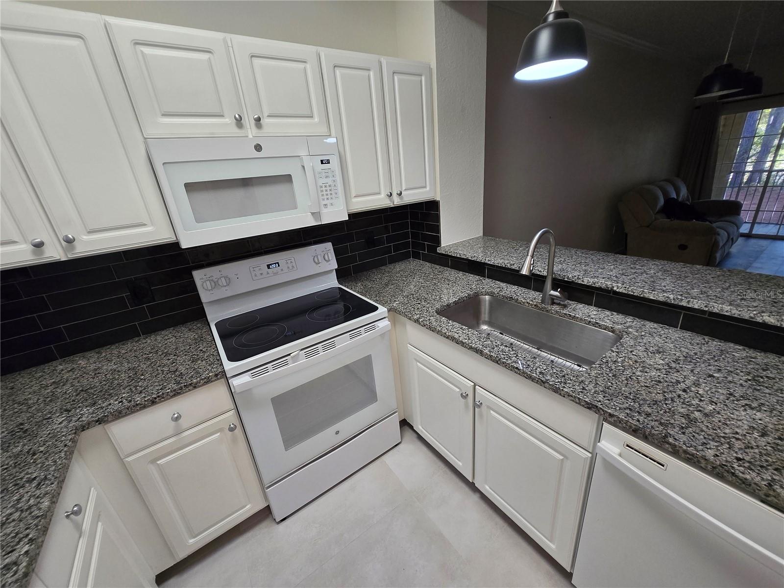 Image 11 of 37 For 4551 49th Street 104