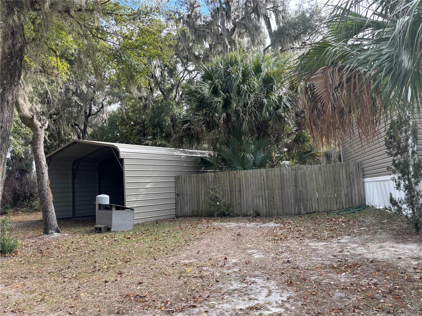 Image 28 of 32 For 111 Little Orange Lake Drive