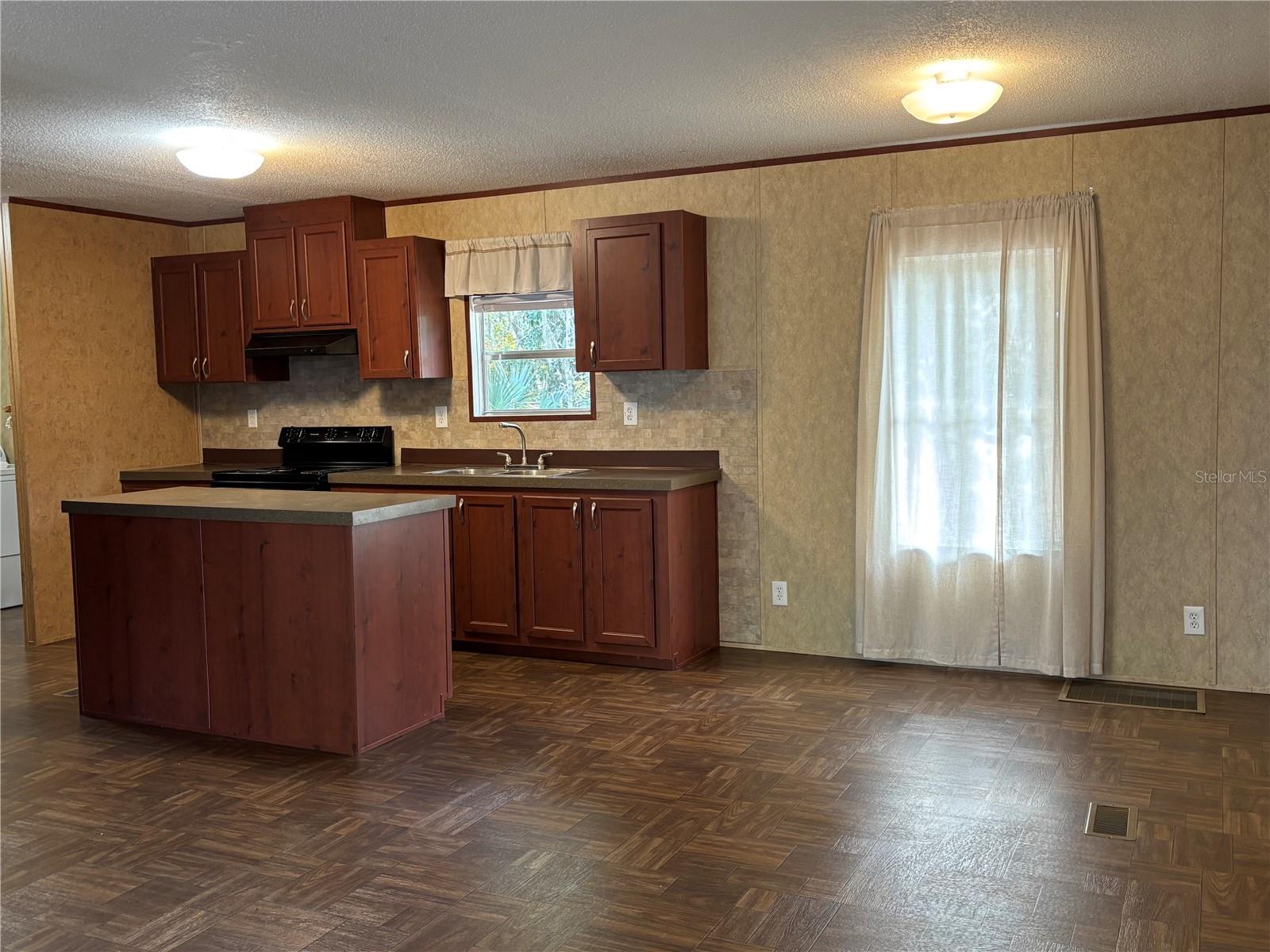 Image 9 of 32 For 111 Little Orange Lake Drive