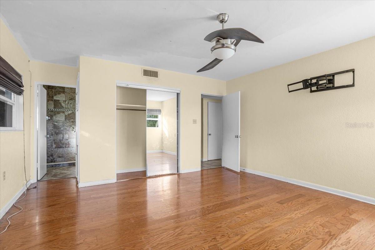 Image 16 of 28 For 500 17th Street