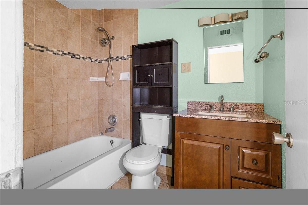 Image 17 of 28 For 500 17th Street