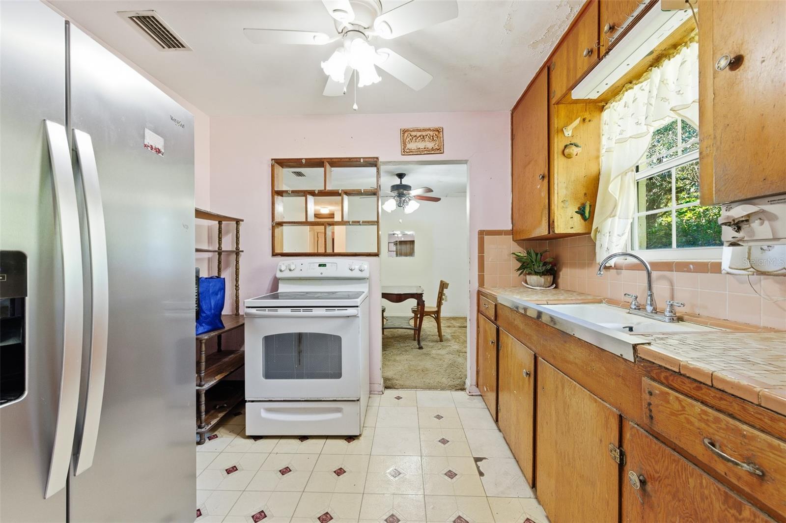 Image 12 of 27 For 202 49th Drive