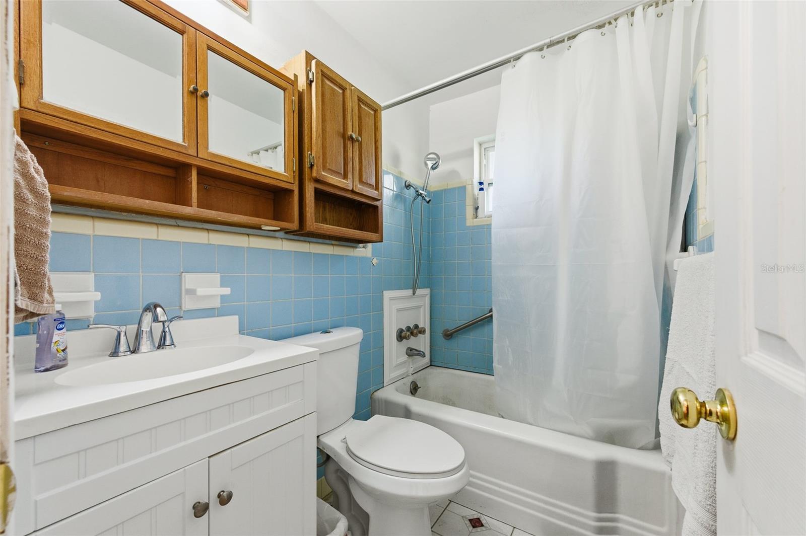 Image 17 of 27 For 202 49th Drive