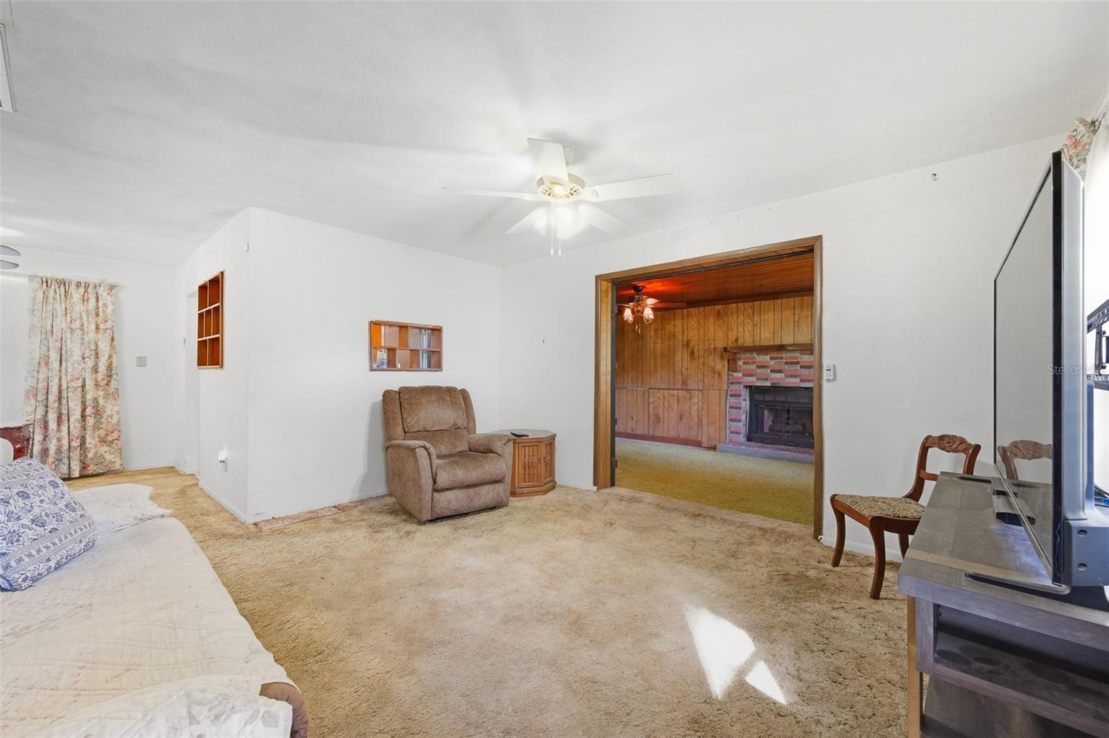 Image 4 of 27 For 202 49th Drive