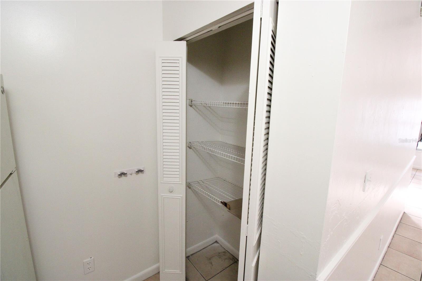 Image 9 of 10 For 6101 23rd Terrace