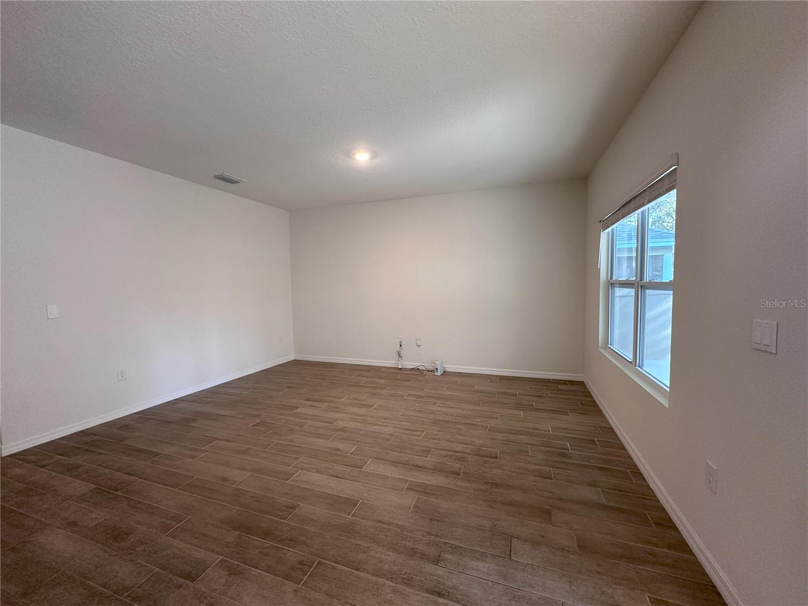 Image 4 of 13 For 8273 60th Road