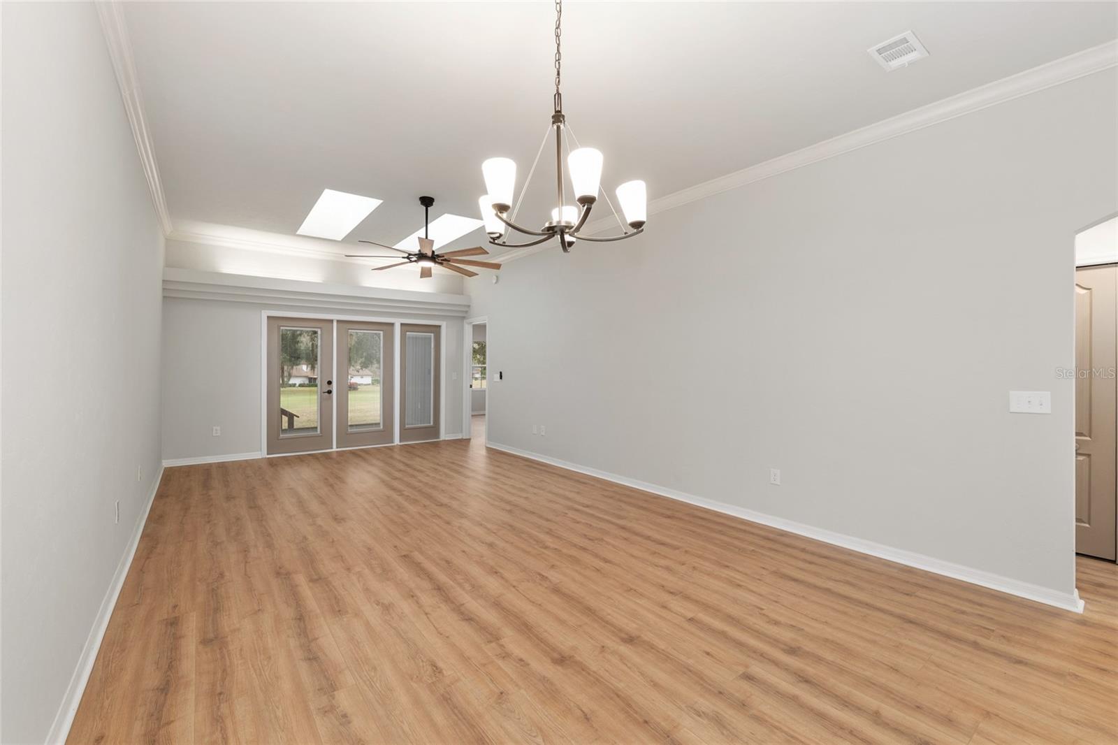 Image 21 of 78 For 6245 106th Place