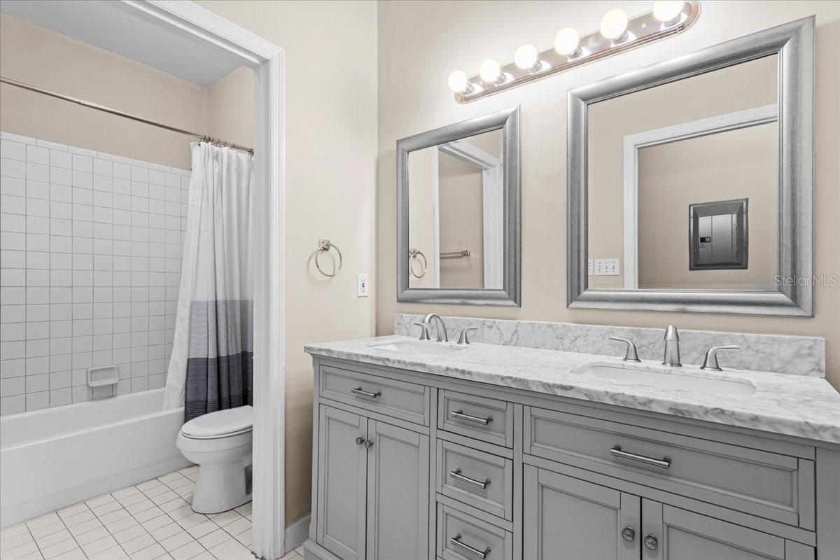 Image 14 of 31 For 9150 49th Place C