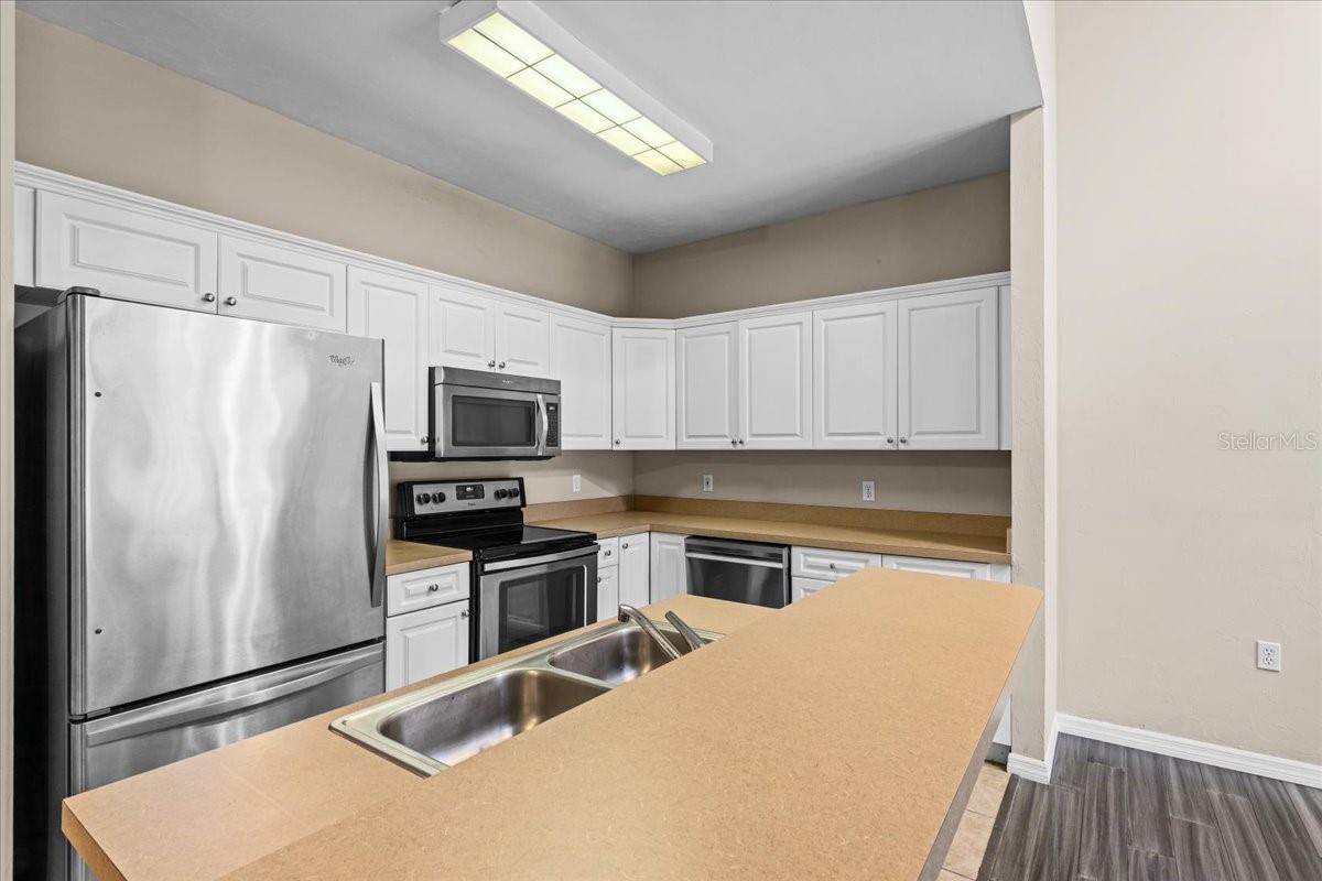 Image 4 of 31 For 9150 49th Place C