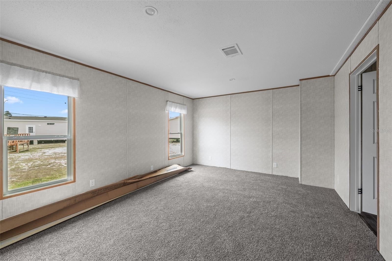 Image 11 of 12 For 5091 86th Street