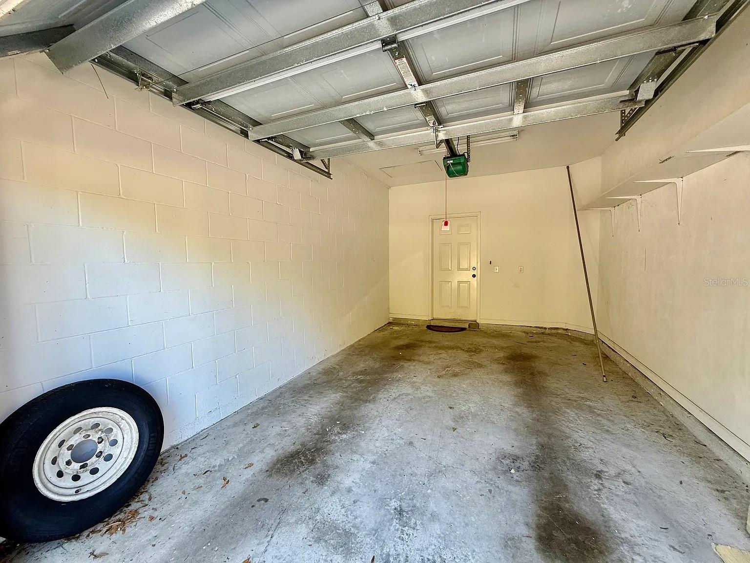 Image 33 of 40 For 13200 Newberry Road 151