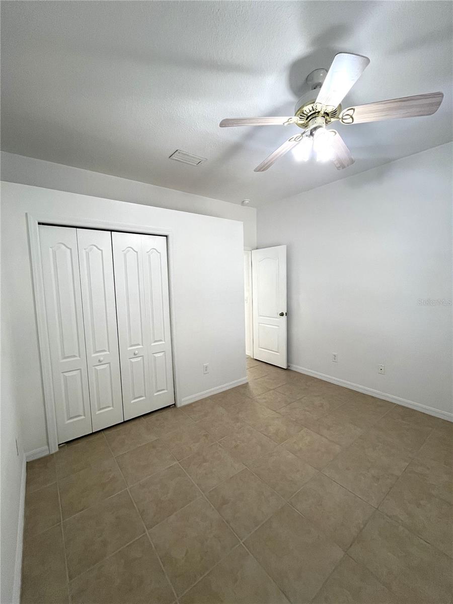 Image 21 of 39 For 13455 Silvercreek Drive