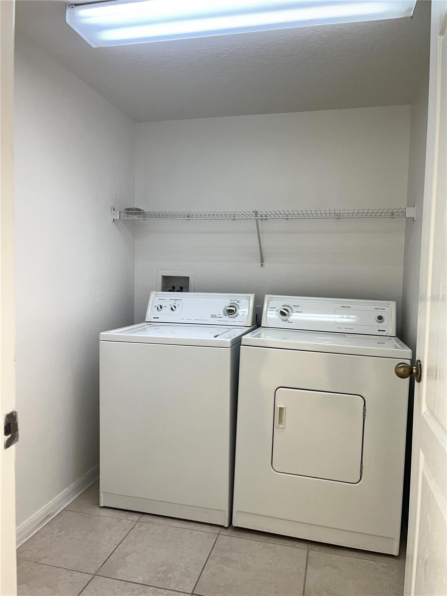 Image 25 of 39 For 13455 Silvercreek Drive