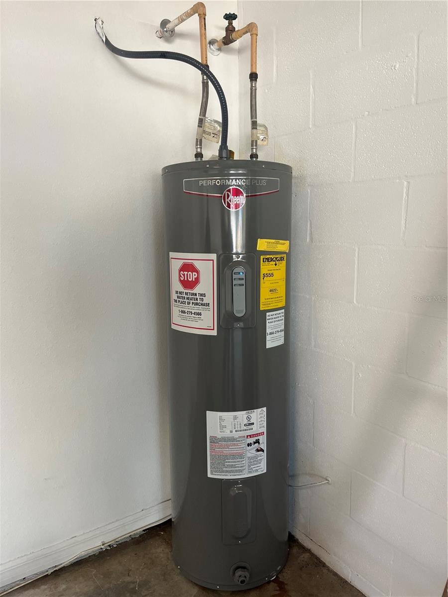 Image 37 of 39 For 13455 Silvercreek Drive