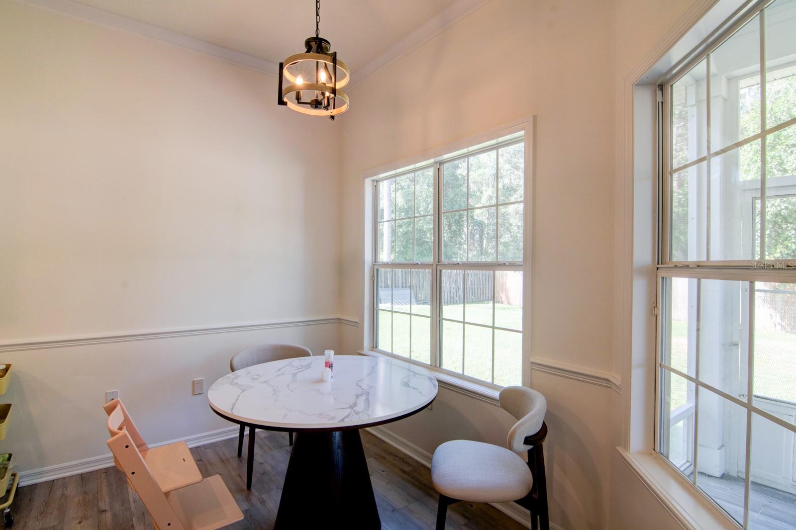 Image 11 of 31 For 6930 86th Terrace