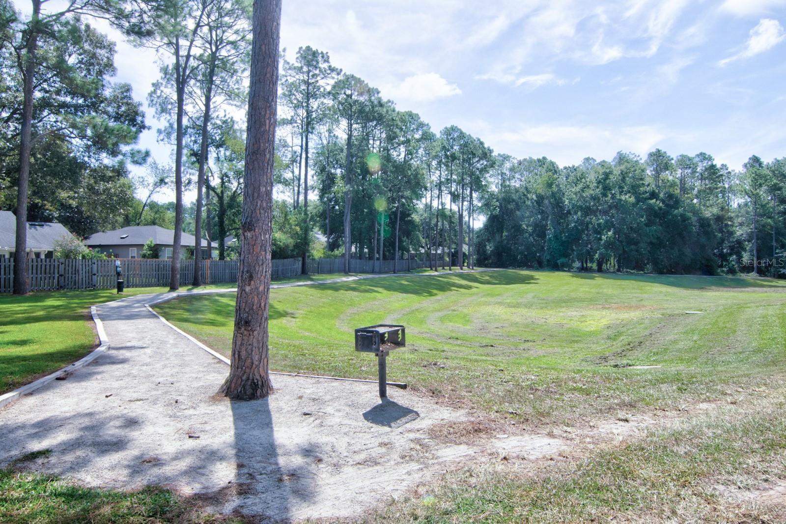 Image 27 of 31 For 6930 86th Terrace