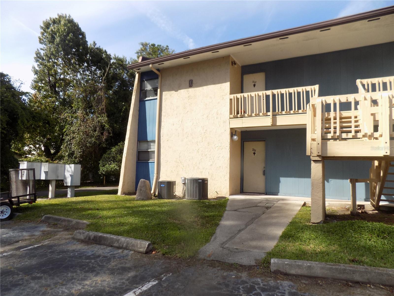 Image 2 of 25 For 2811 Archer Road X 201