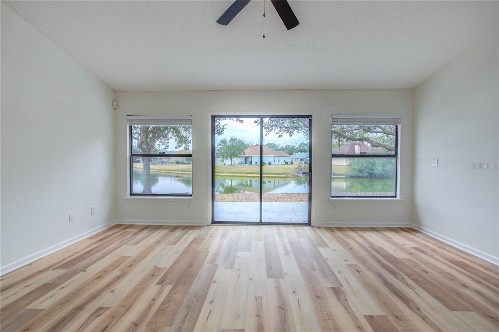 Image 22 of 70 For 10128 Lancashire Drive