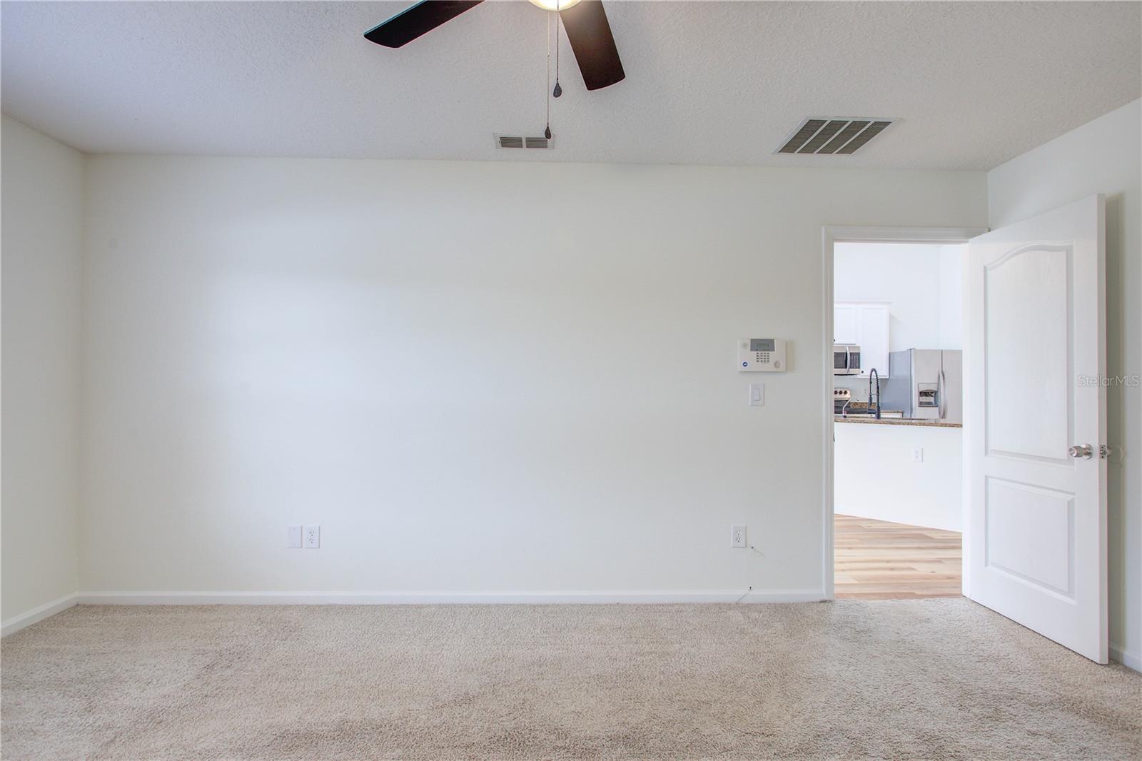 Image 29 of 70 For 10128 Lancashire Drive