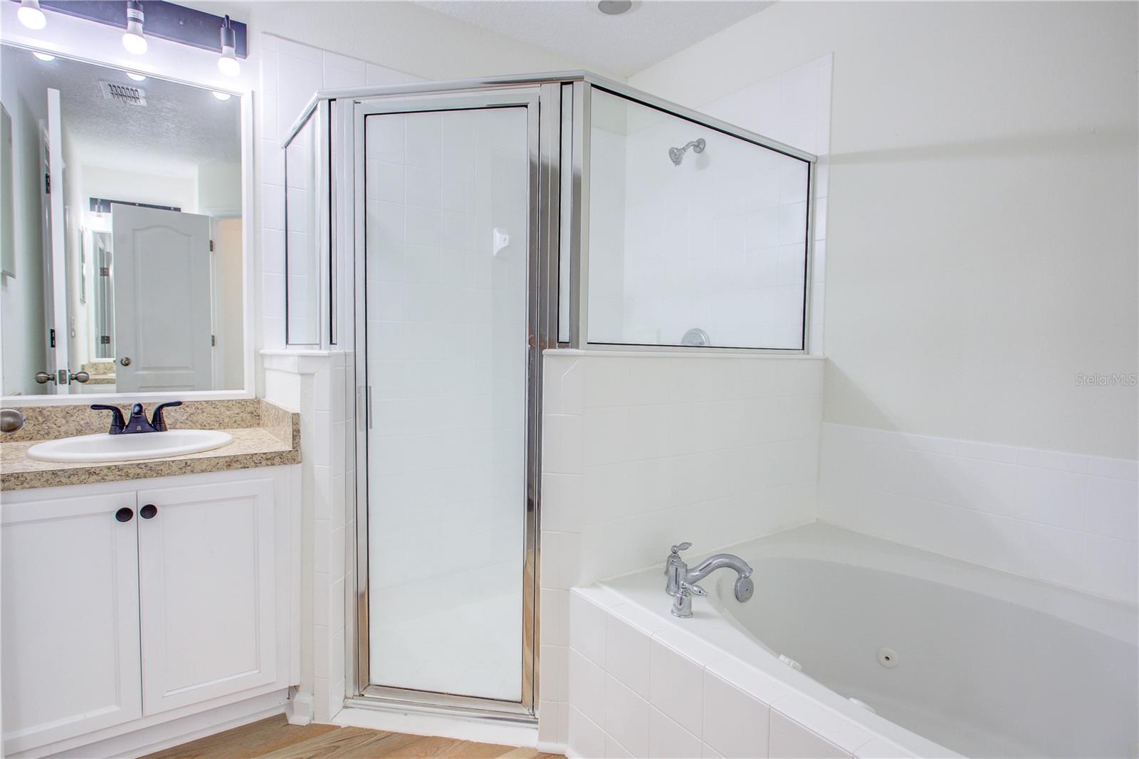 Image 34 of 70 For 10128 Lancashire Drive