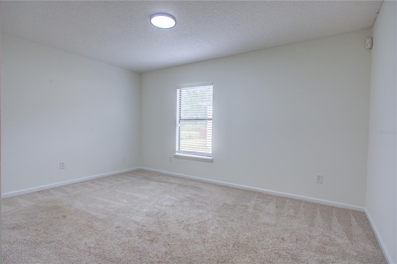 Image 36 of 70 For 10128 Lancashire Drive