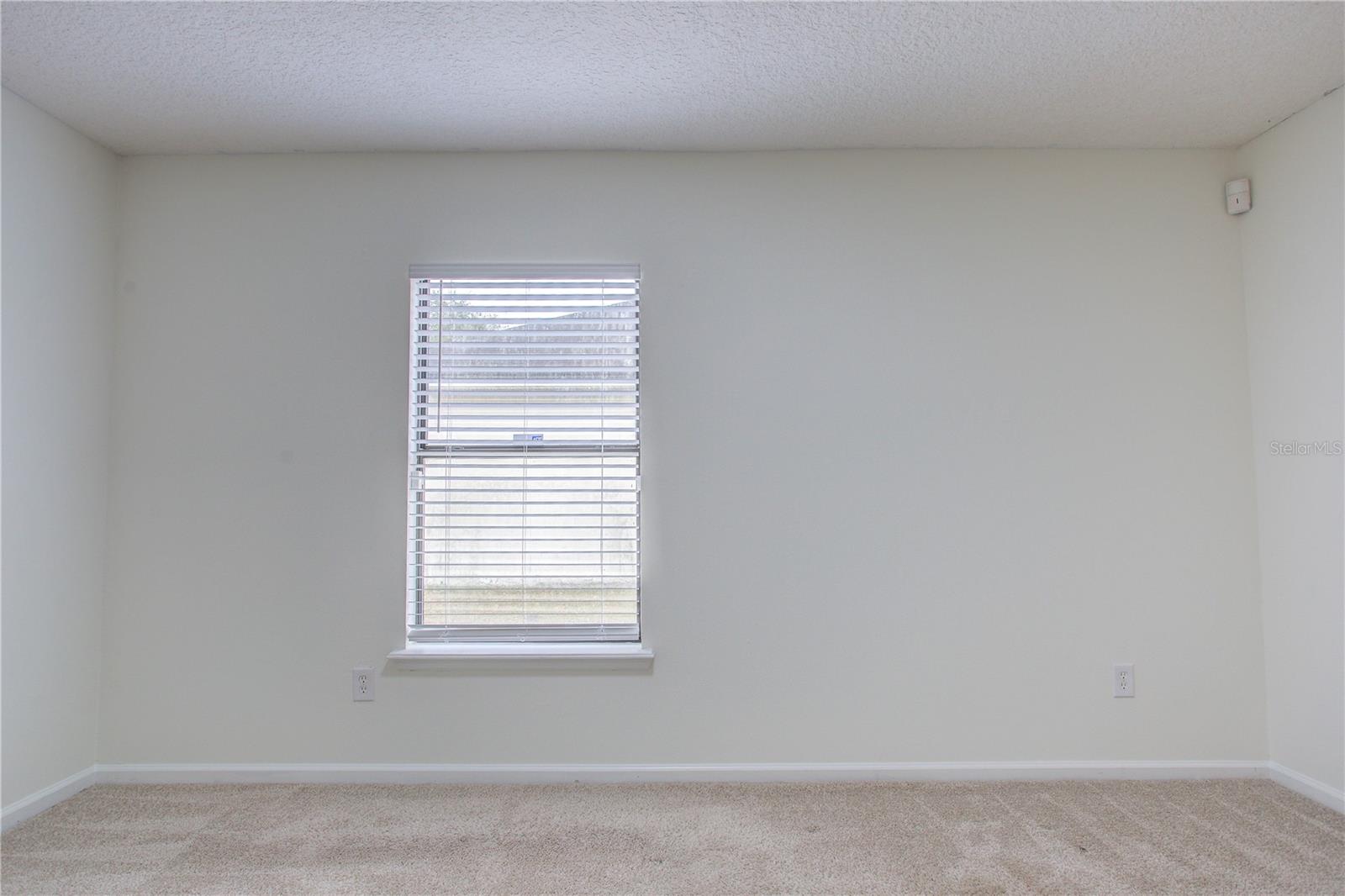 Image 40 of 70 For 10128 Lancashire Drive