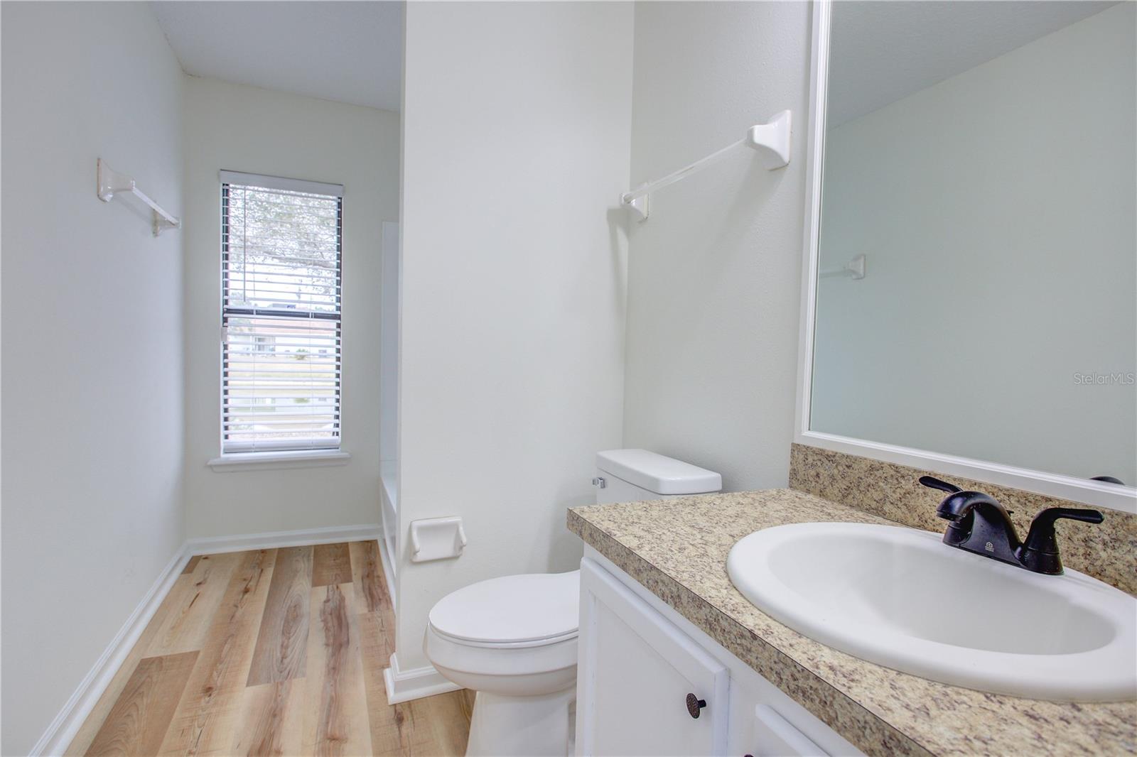 Image 42 of 70 For 10128 Lancashire Drive