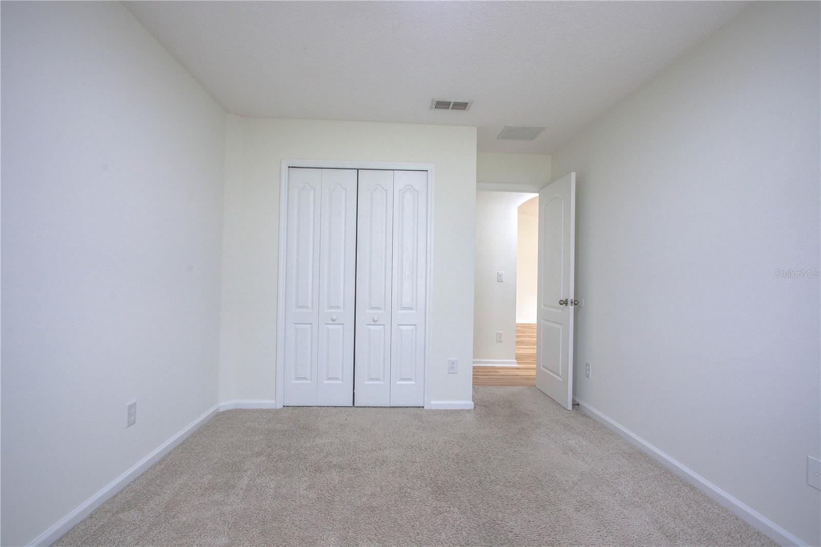 Image 45 of 70 For 10128 Lancashire Drive