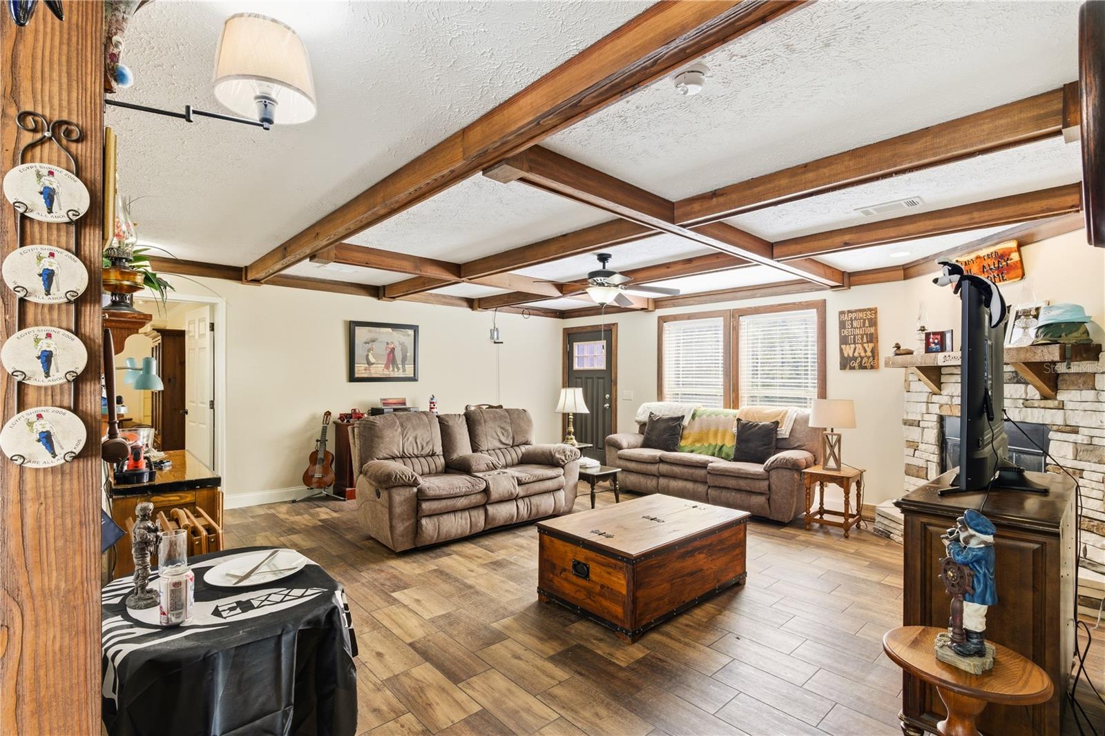 Image 11 of 45 For 7970 14th Place