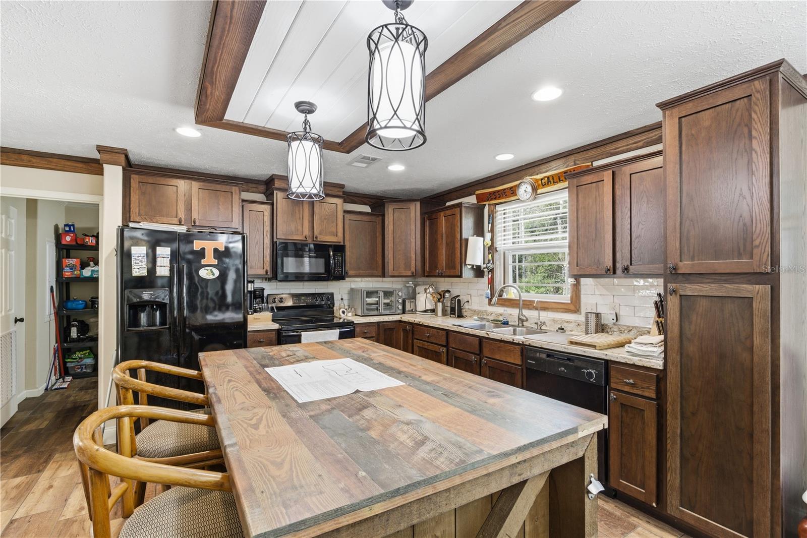 Image 18 of 45 For 7970 14th Place